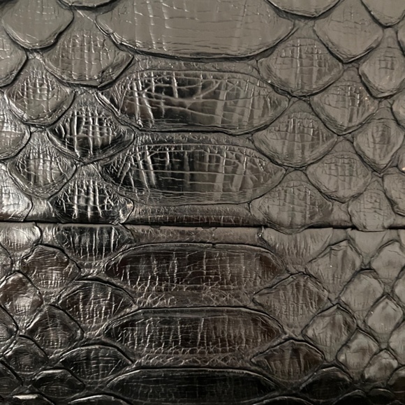 Vintage Gucci burgundy Python Bullet bag - Picture 8 of 11